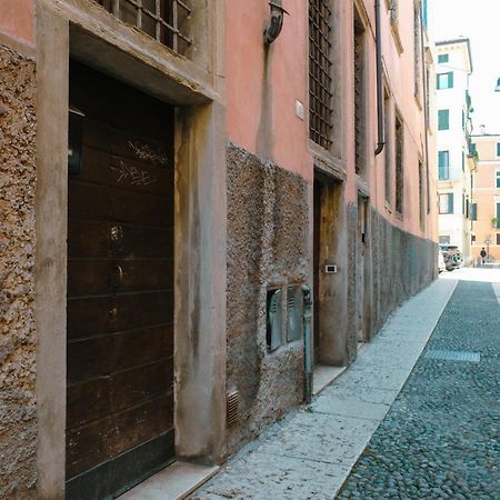 Carega City Center Apartment Verona Eksteriør billede