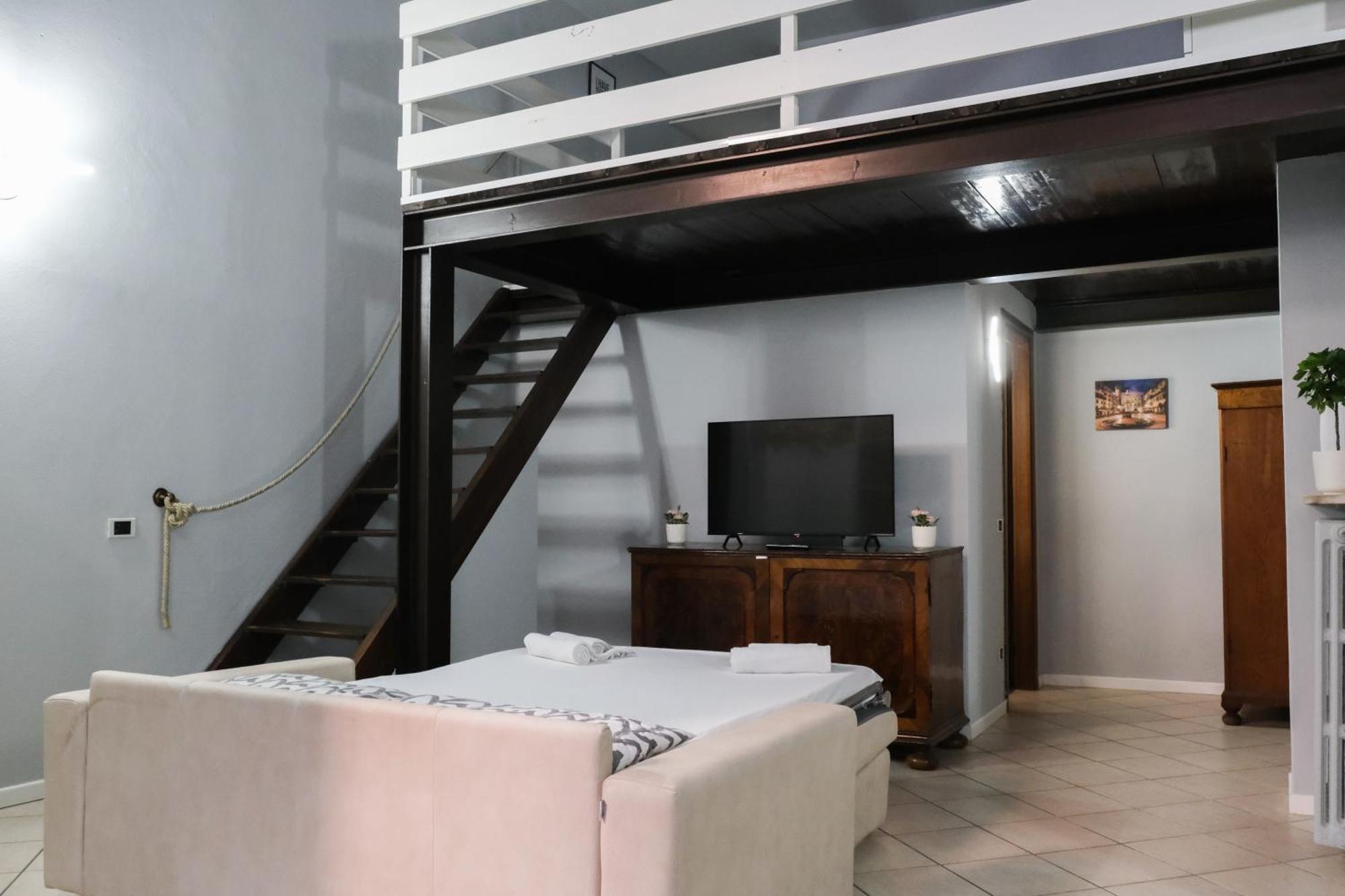 Carega City Center Apartment Verona Eksteriør billede